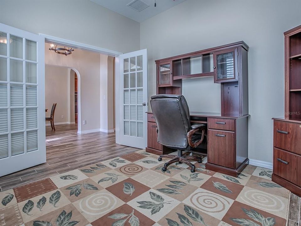 На продажу: $539,900 (3 спален, 2 ванн, 2421 Квадратных фут)