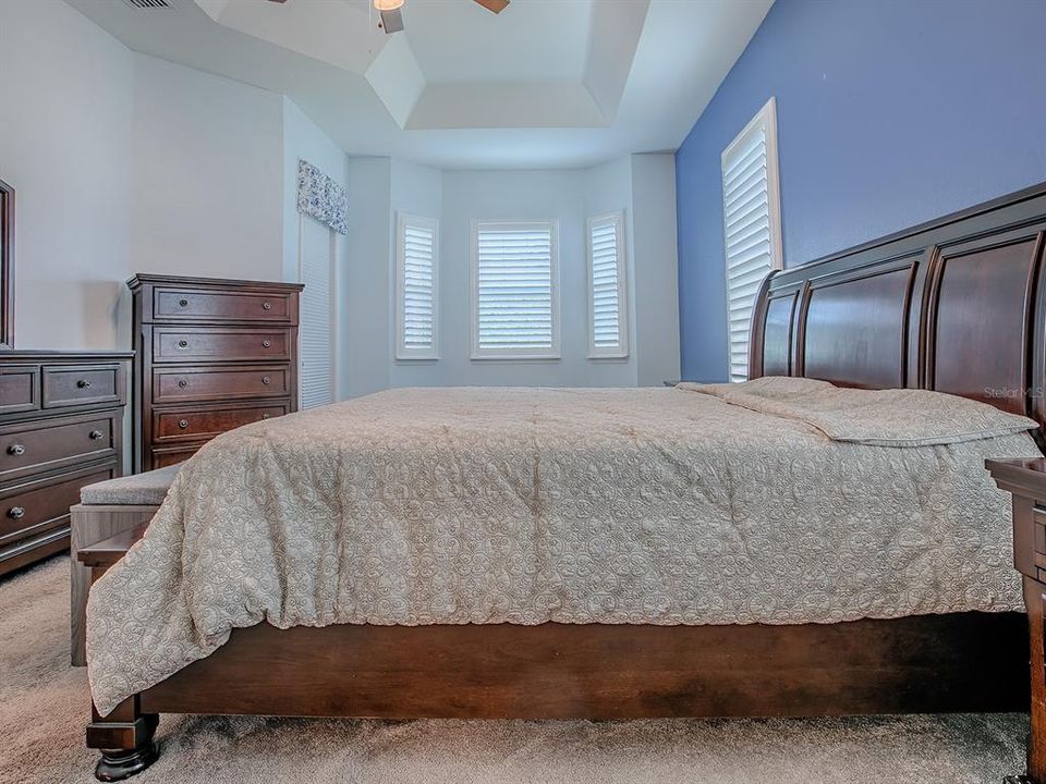 На продажу: $539,900 (3 спален, 2 ванн, 2421 Квадратных фут)