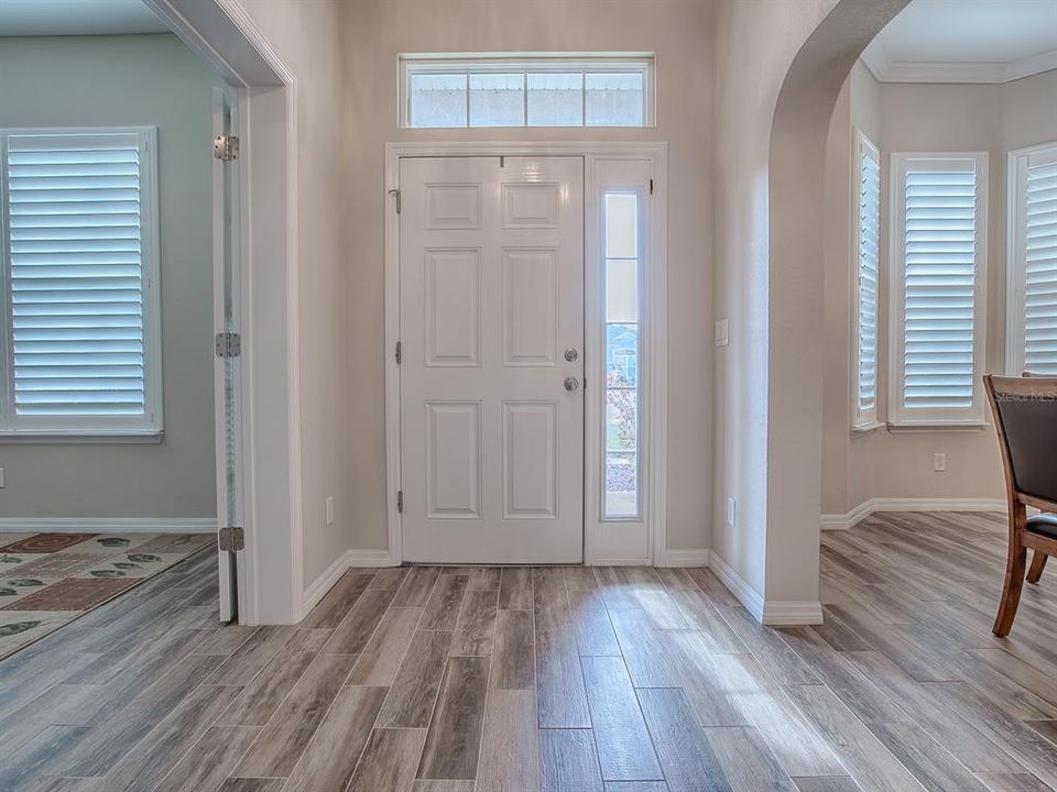 На продажу: $539,900 (3 спален, 2 ванн, 2421 Квадратных фут)