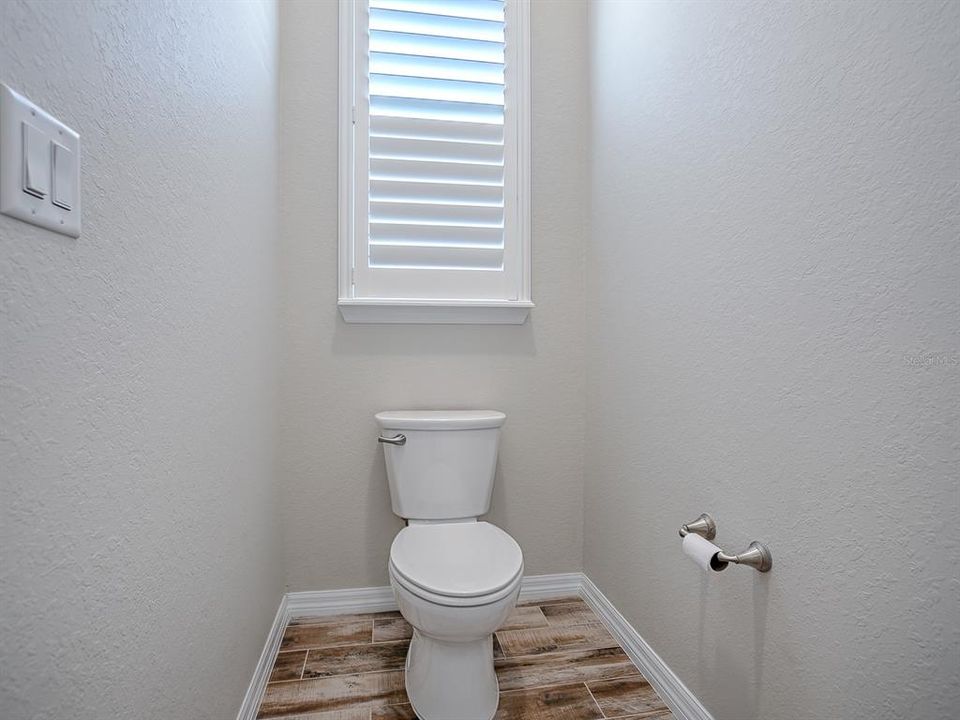 На продажу: $539,900 (3 спален, 2 ванн, 2421 Квадратных фут)