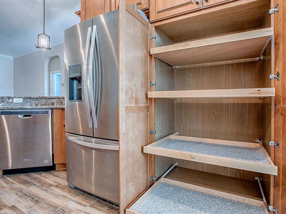 На продажу: $539,900 (3 спален, 2 ванн, 2421 Квадратных фут)