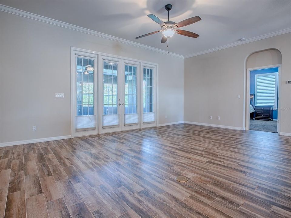 На продажу: $539,900 (3 спален, 2 ванн, 2421 Квадратных фут)