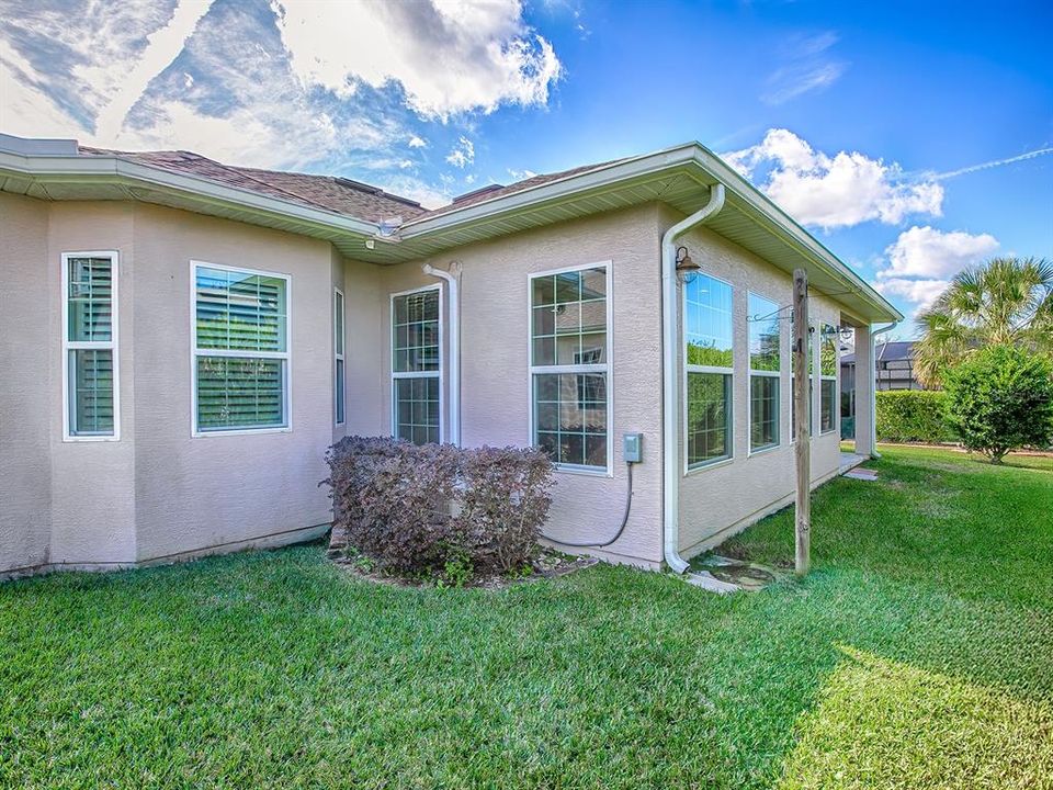 На продажу: $539,900 (3 спален, 2 ванн, 2421 Квадратных фут)