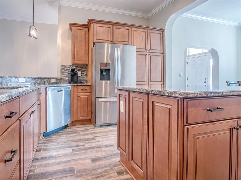 На продажу: $539,900 (3 спален, 2 ванн, 2421 Квадратных фут)