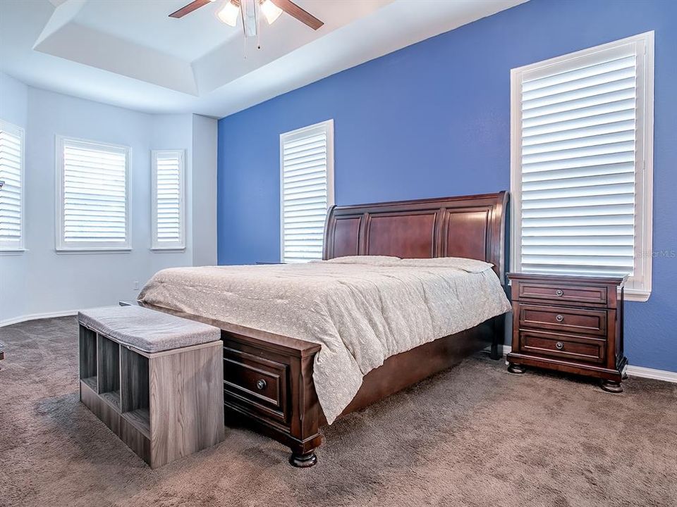 На продажу: $539,900 (3 спален, 2 ванн, 2421 Квадратных фут)