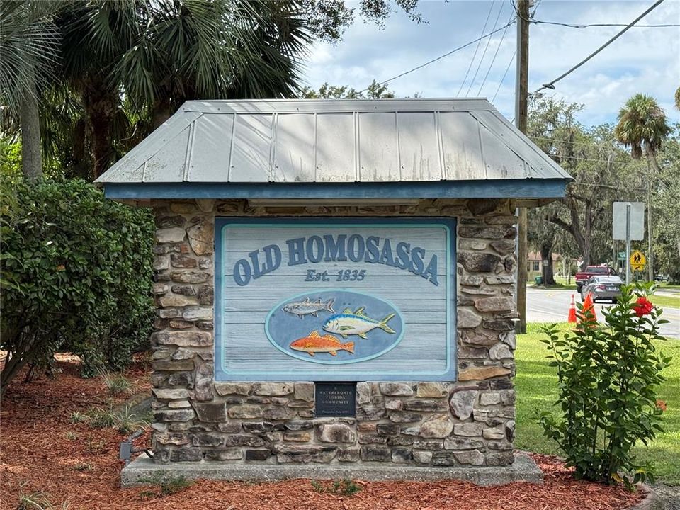 待售: $23,900 (0.27 acres)