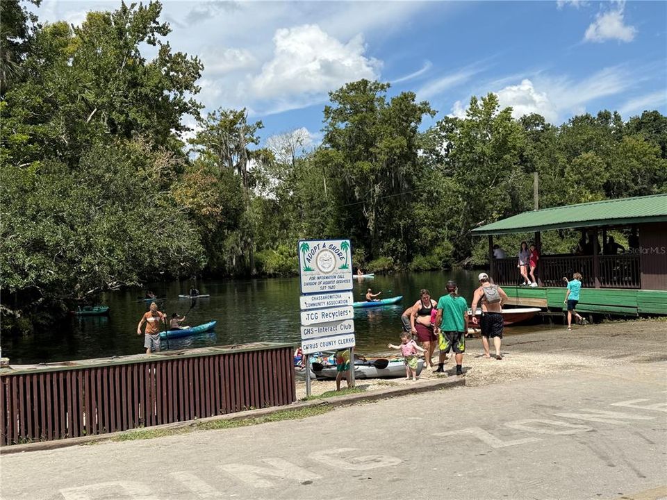 待售: $23,900 (0.27 acres)