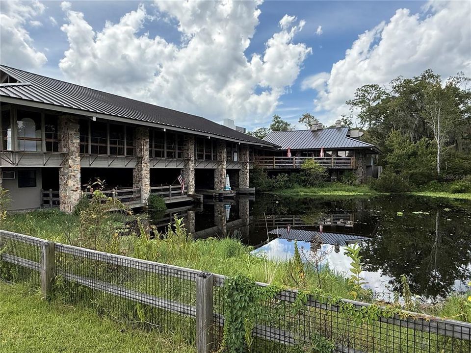 待售: $23,900 (0.27 acres)