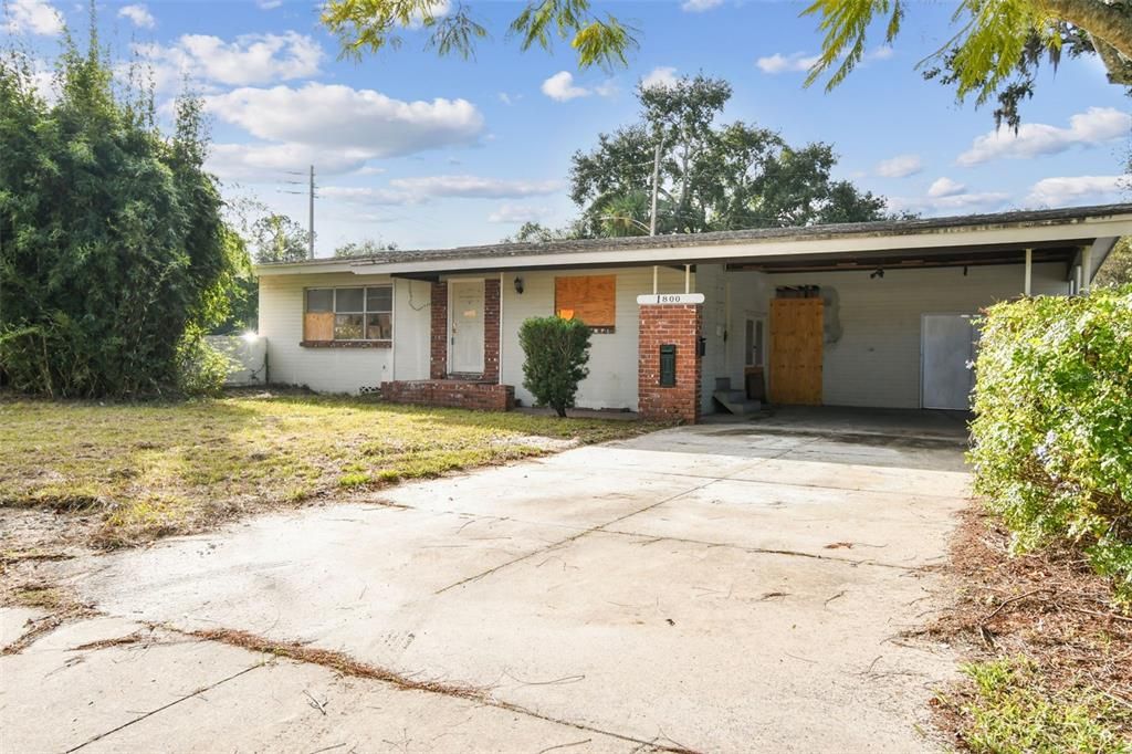 На продажу: $389,000 (0.22 acres)