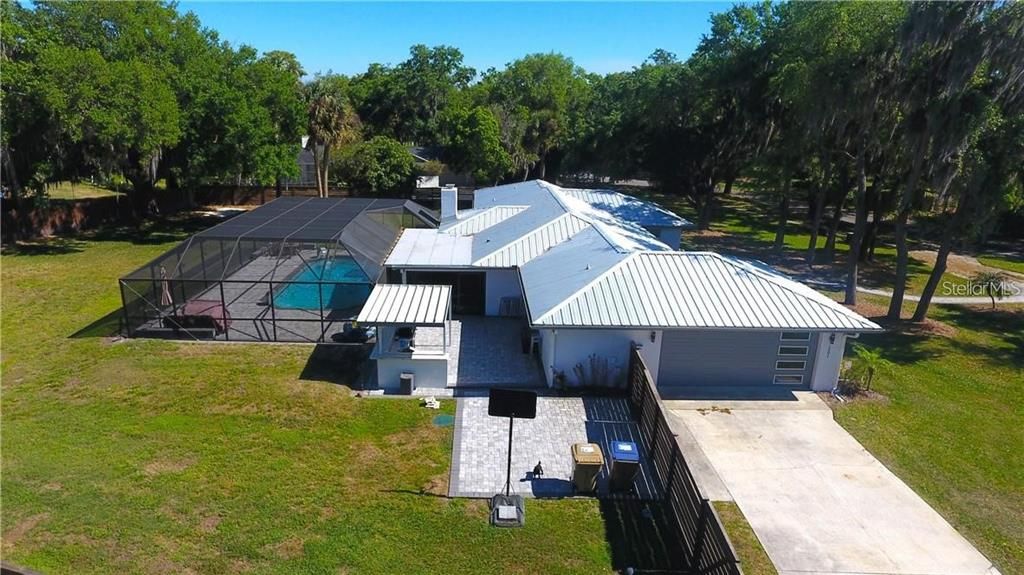 En Venta: $610,000 (5 camas, 2 baños, 2722 Pies cuadrados)