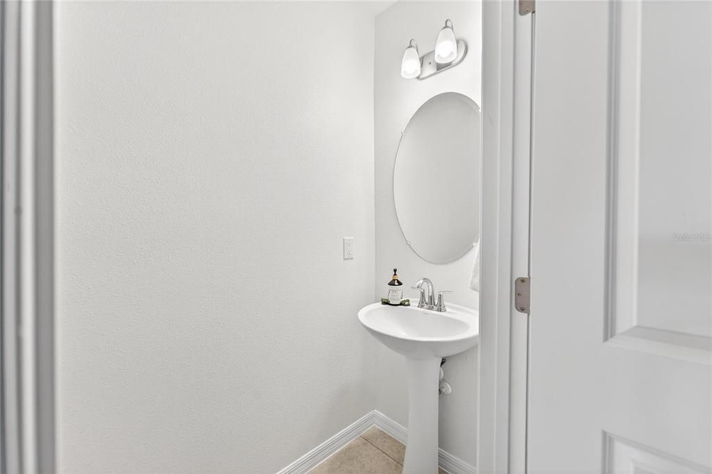 В аренду: $2,250 (3 спален, 2 ванн, 1727 Квадратных фут)