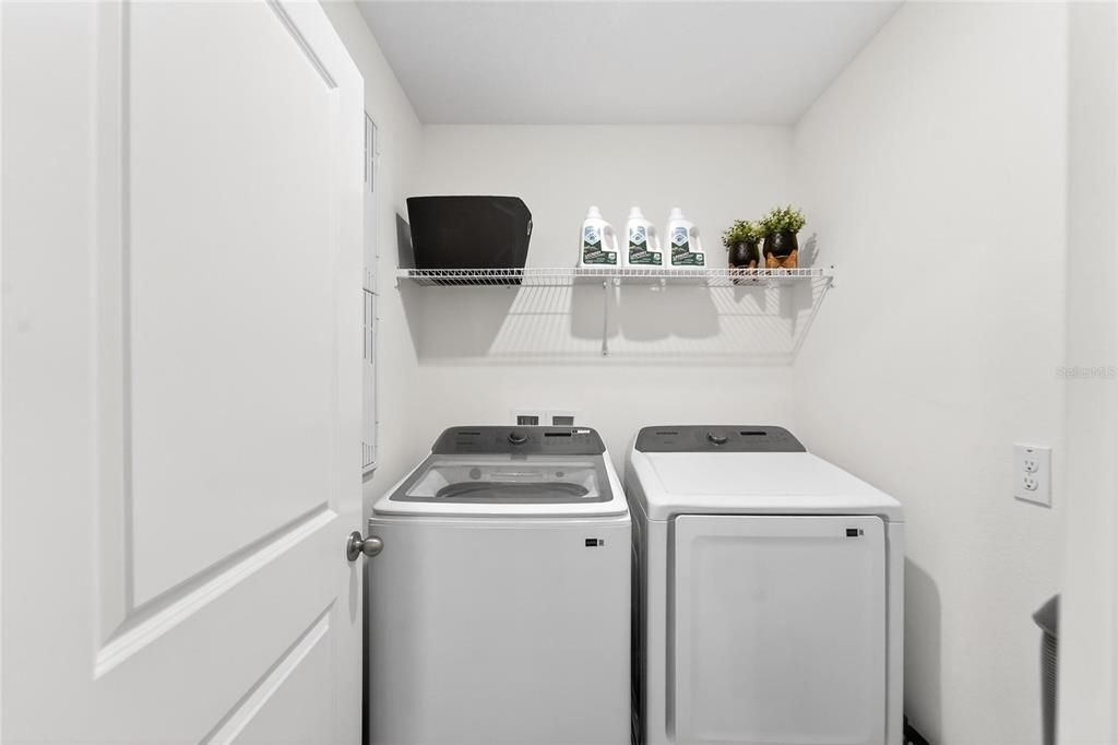 В аренду: $2,250 (3 спален, 2 ванн, 1727 Квадратных фут)