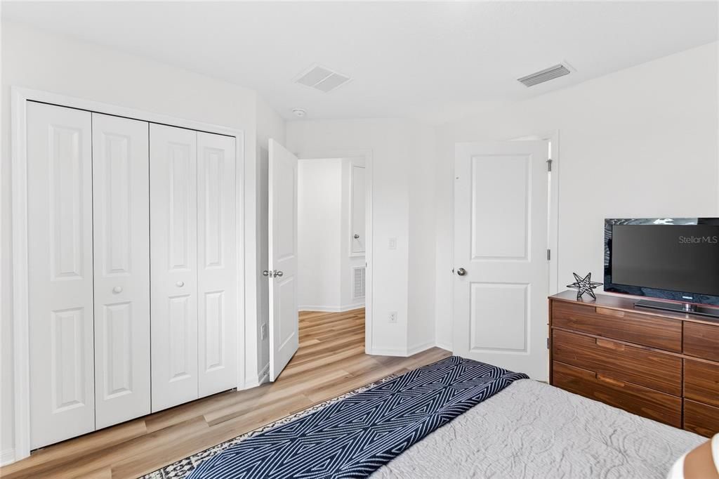 В аренду: $2,250 (3 спален, 2 ванн, 1727 Квадратных фут)