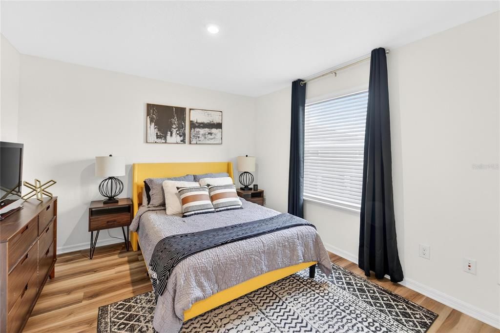 В аренду: $2,250 (3 спален, 2 ванн, 1727 Квадратных фут)