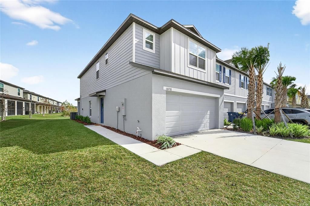 В аренду: $2,250 (3 спален, 2 ванн, 1727 Квадратных фут)