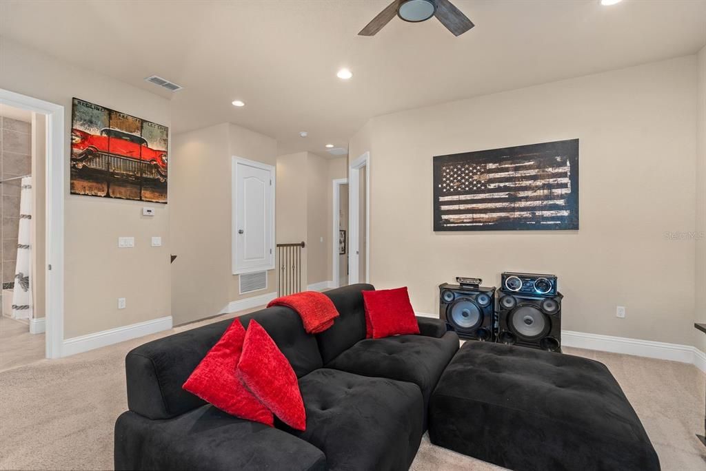 En Venta: $1,850,000 (6 camas, 5 baños, 4296 Pies cuadrados)