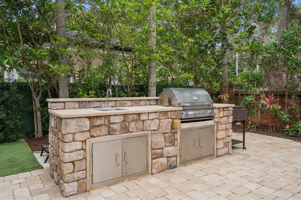 En Venta: $1,850,000 (6 camas, 5 baños, 4296 Pies cuadrados)