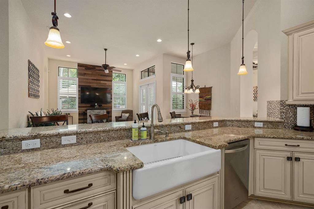 En Venta: $1,850,000 (6 camas, 5 baños, 4296 Pies cuadrados)