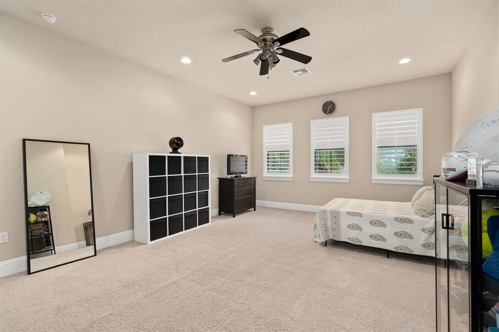 En Venta: $1,850,000 (6 camas, 5 baños, 4296 Pies cuadrados)