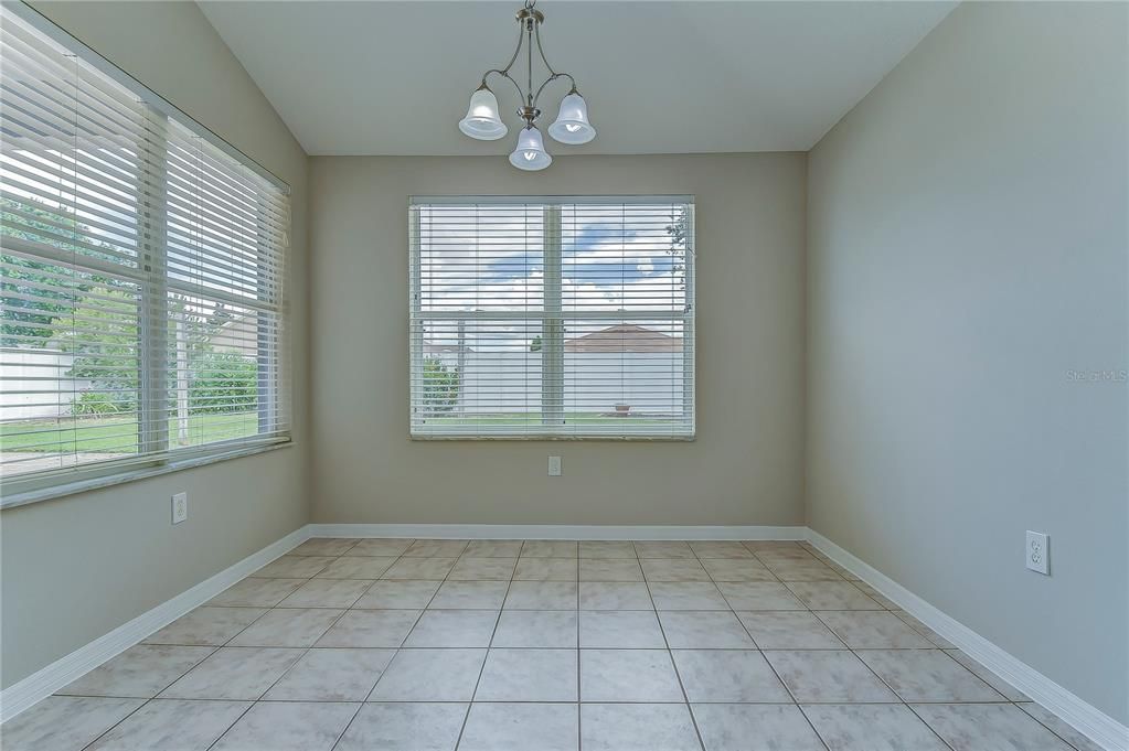 For Rent: $2,875 (4 beds, 2 baths, 2421 Square Feet)