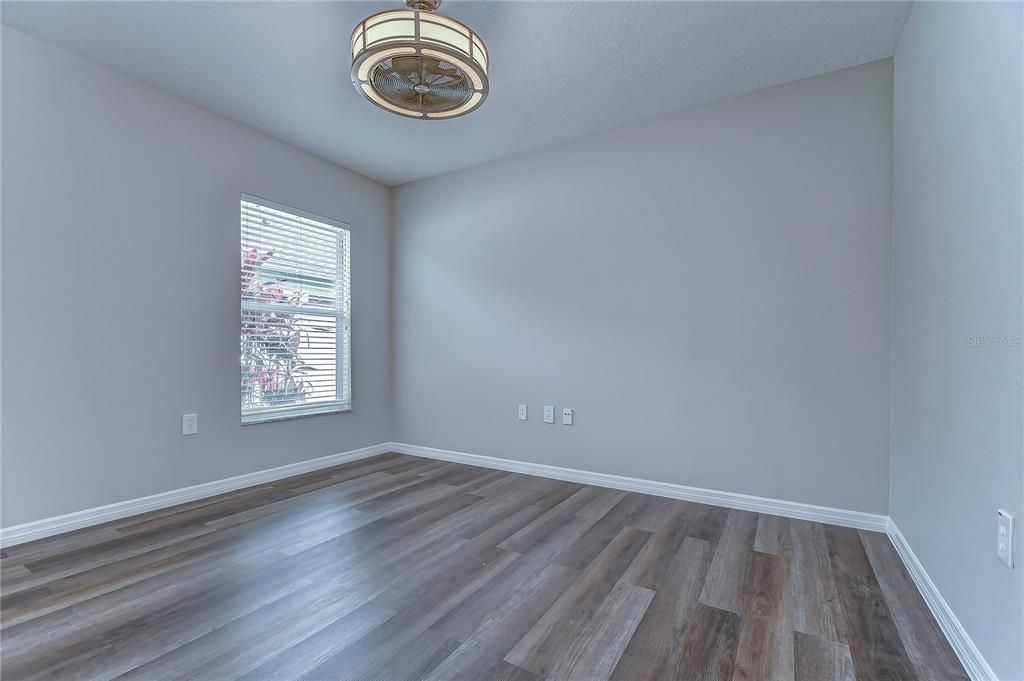 For Rent: $2,875 (4 beds, 2 baths, 2421 Square Feet)