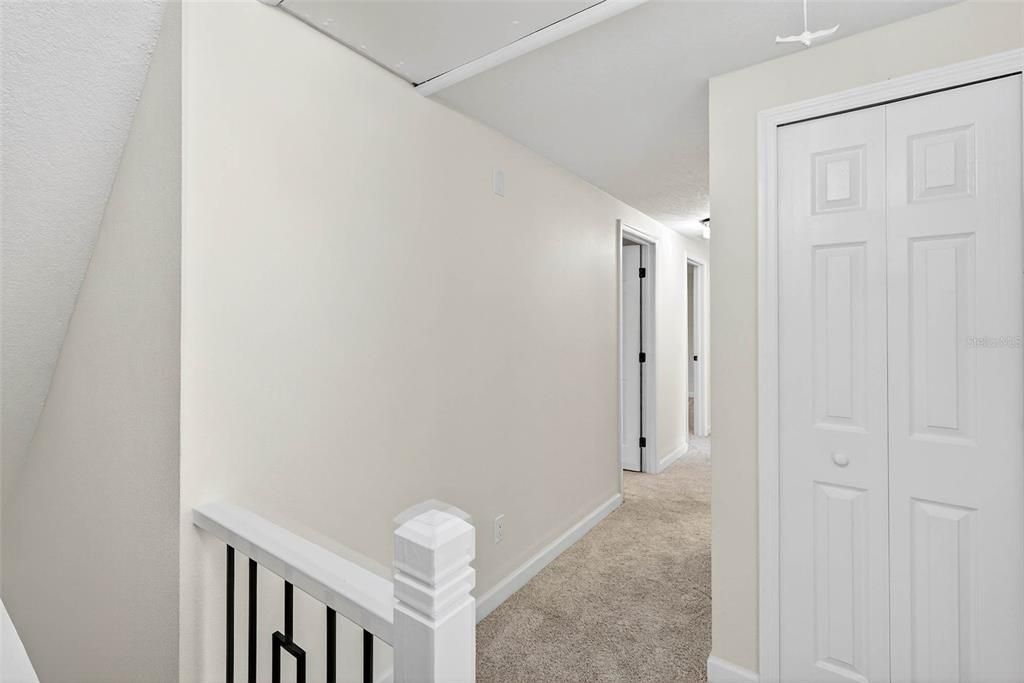 待售: $592,000 (4 贝兹, 3 浴室, 2075 平方英尺)