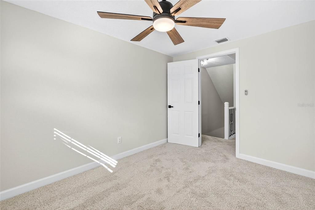 待售: $592,000 (4 贝兹, 3 浴室, 2075 平方英尺)