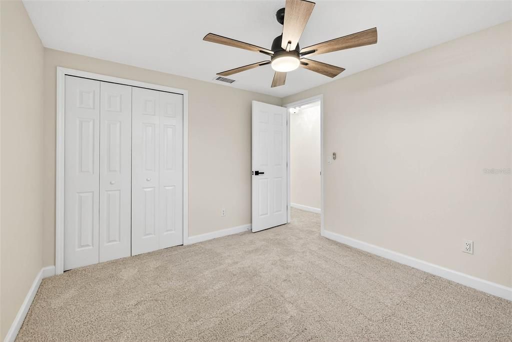 待售: $592,000 (4 贝兹, 3 浴室, 2075 平方英尺)