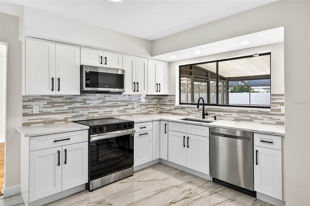 待售: $592,000 (4 贝兹, 3 浴室, 2075 平方英尺)