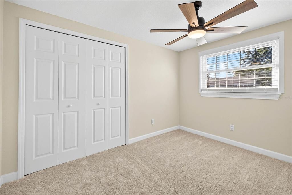 待售: $592,000 (4 贝兹, 3 浴室, 2075 平方英尺)