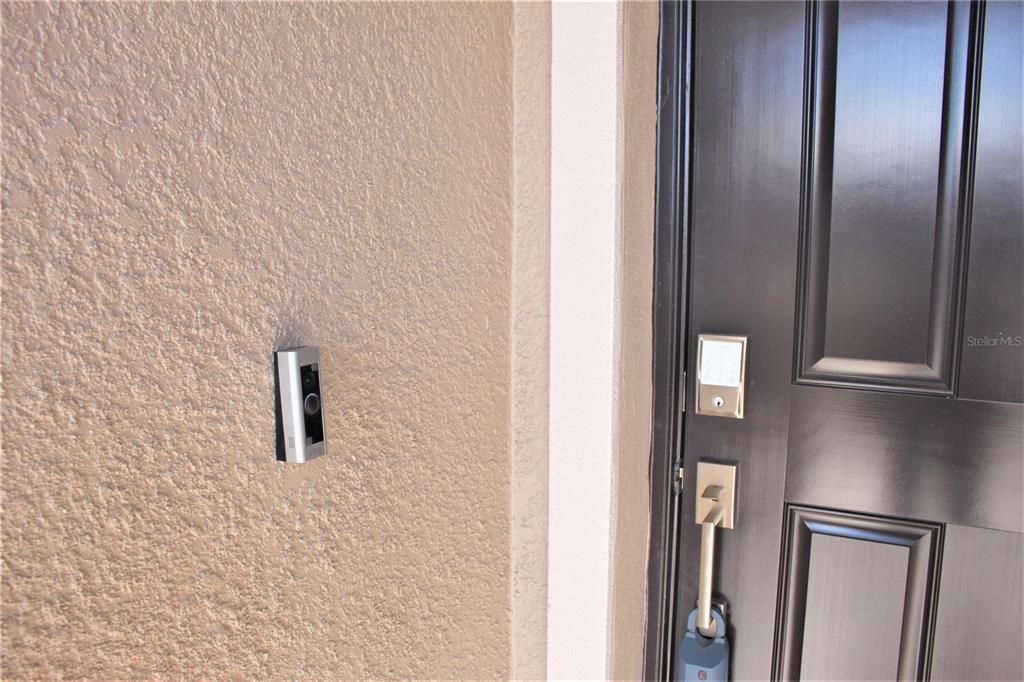 В аренду: $2,900 (4 спален, 3 ванн, 2065 Квадратных фут)