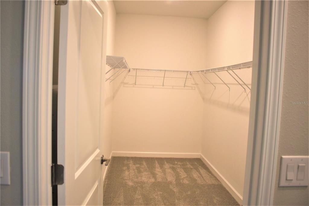 В аренду: $2,900 (4 спален, 3 ванн, 2065 Квадратных фут)