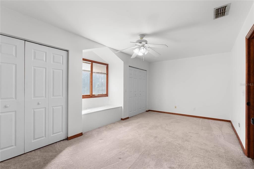 En Venta: $515,000 (3 camas, 3 baños, 2719 Pies cuadrados)