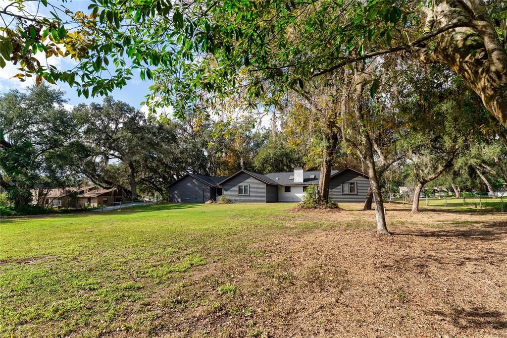 En Venta: $515,000 (3 camas, 3 baños, 2719 Pies cuadrados)