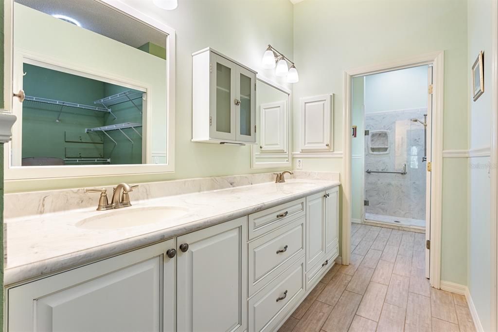 待售: $434,900 (2 贝兹, 2 浴室, 1776 平方英尺)