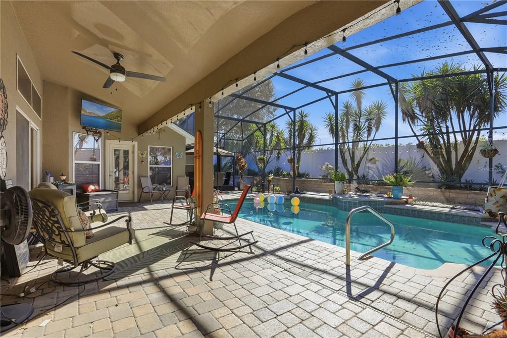 For Sale: $514,900 (4 beds, 3 baths, 2385 Square Feet)