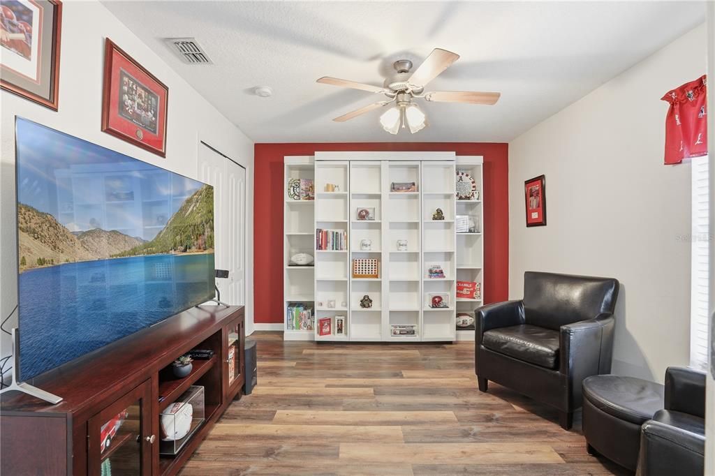 For Sale: $514,900 (4 beds, 3 baths, 2385 Square Feet)