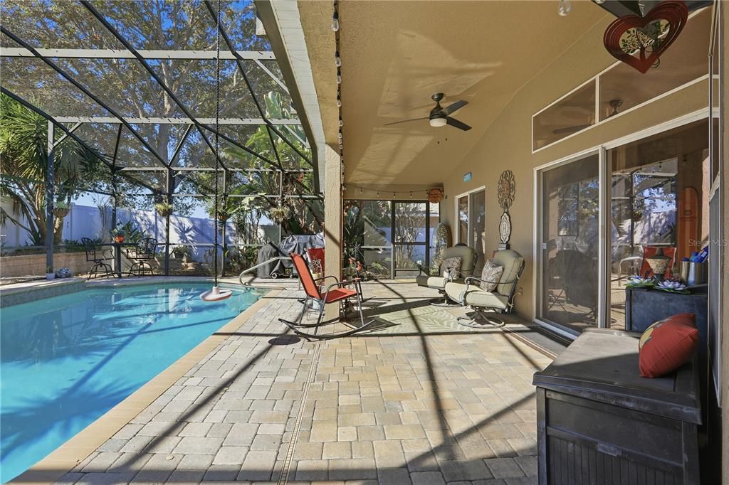 For Sale: $514,900 (4 beds, 3 baths, 2385 Square Feet)