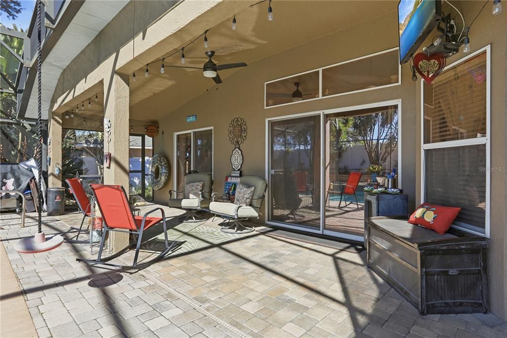 For Sale: $514,900 (4 beds, 3 baths, 2385 Square Feet)