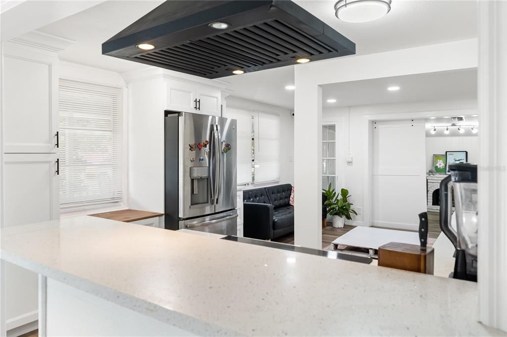 В аренду: $2,800 (2 спален, 1 ванн, 1267 Квадратных фут)