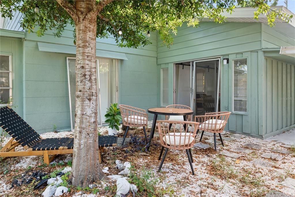 В аренду: $2,800 (2 спален, 1 ванн, 1267 Квадратных фут)