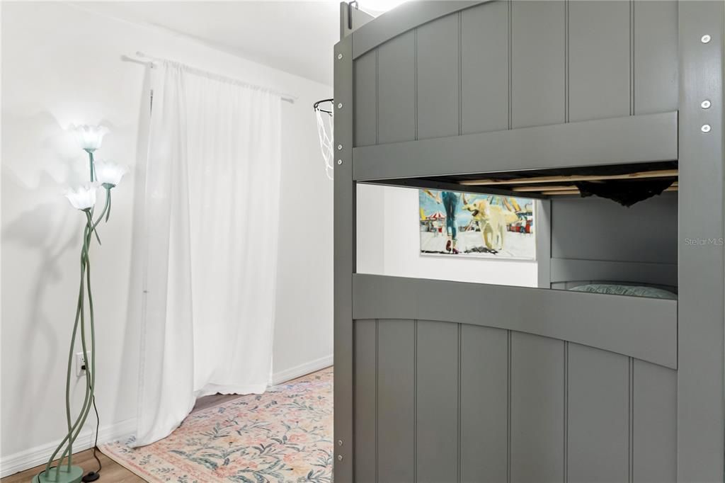 В аренду: $2,800 (2 спален, 1 ванн, 1267 Квадратных фут)