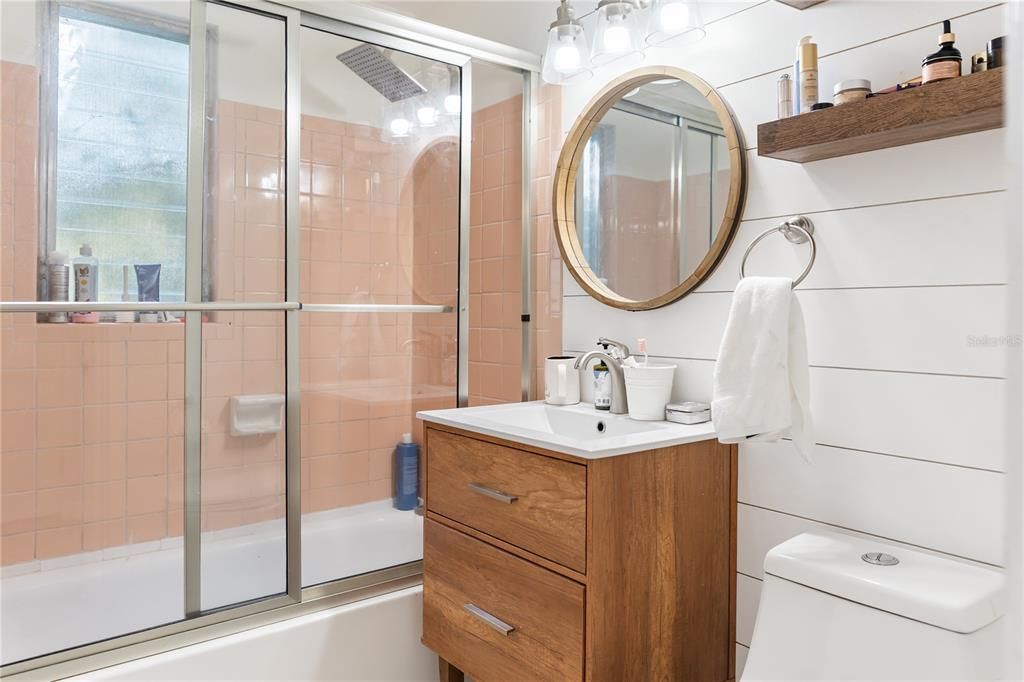 В аренду: $2,800 (2 спален, 1 ванн, 1267 Квадратных фут)