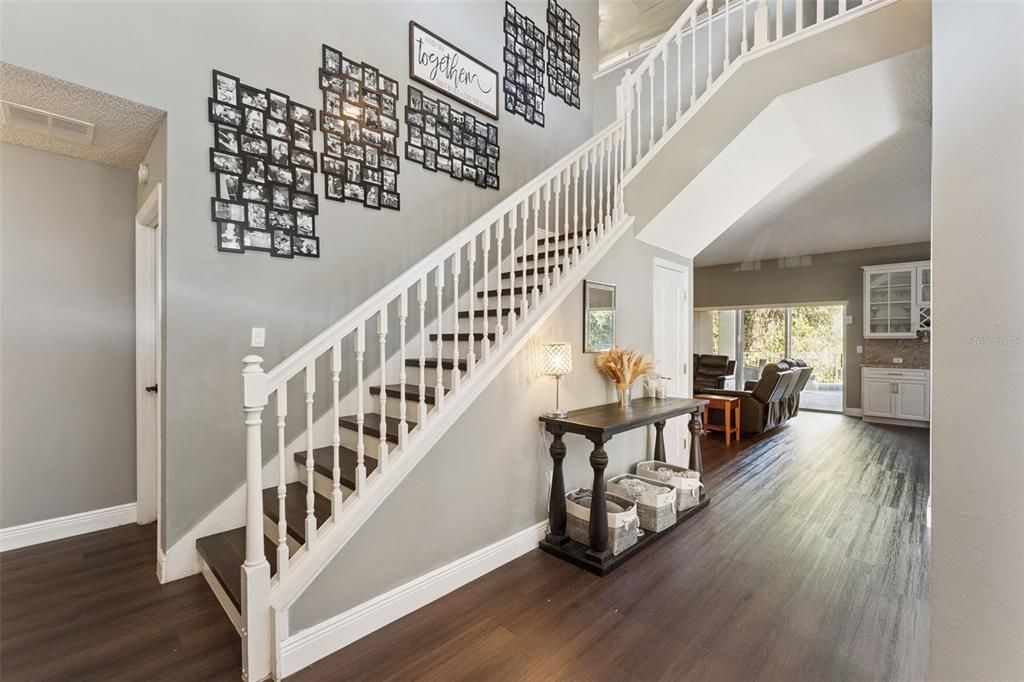 For Sale: $850,000 (4 beds, 2 baths, 4204 Square Feet)