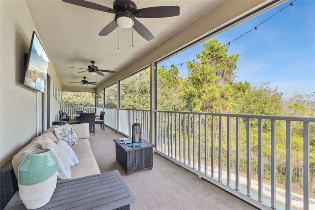 For Sale: $850,000 (4 beds, 2 baths, 4204 Square Feet)