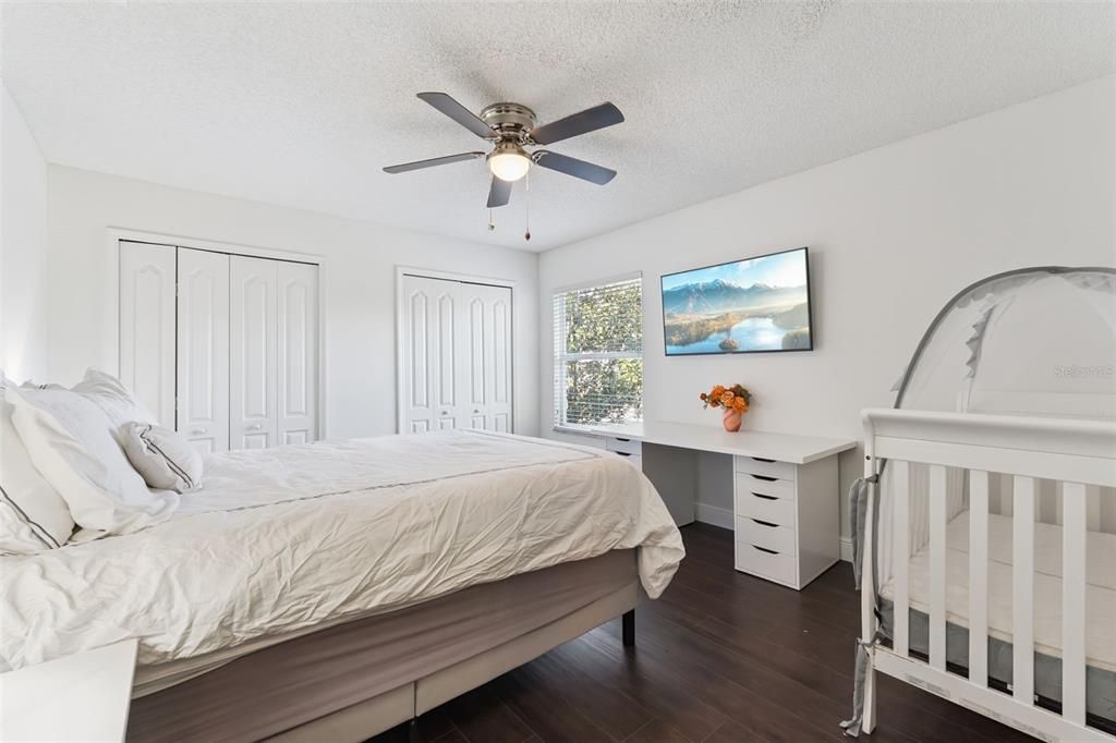 For Sale: $850,000 (4 beds, 2 baths, 4204 Square Feet)