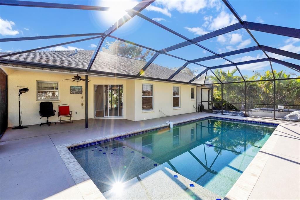 En Venta: $359,000 (3 camas, 2 baños, 1180 Pies cuadrados)