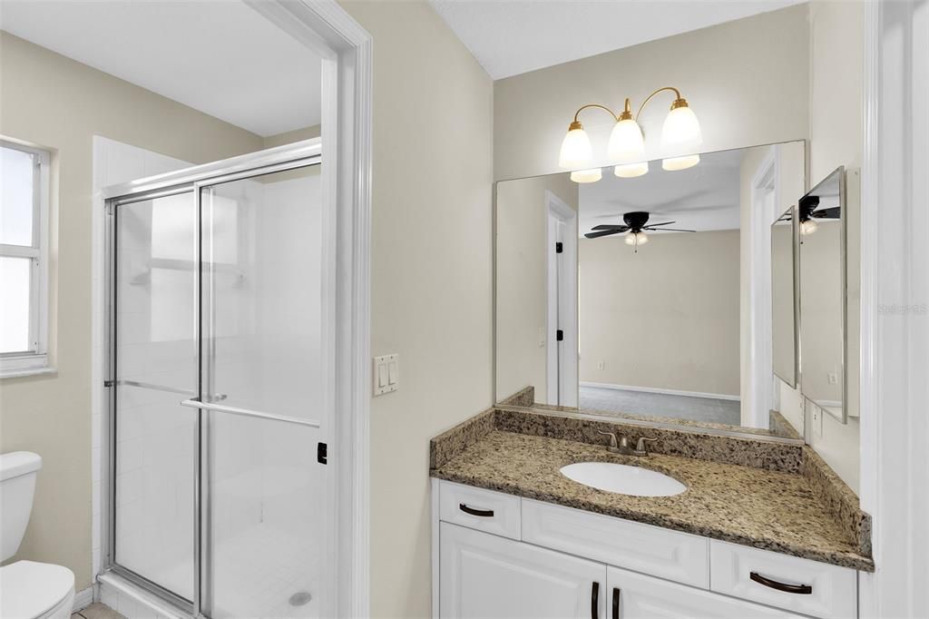 En Venta: $359,000 (3 camas, 2 baños, 1180 Pies cuadrados)