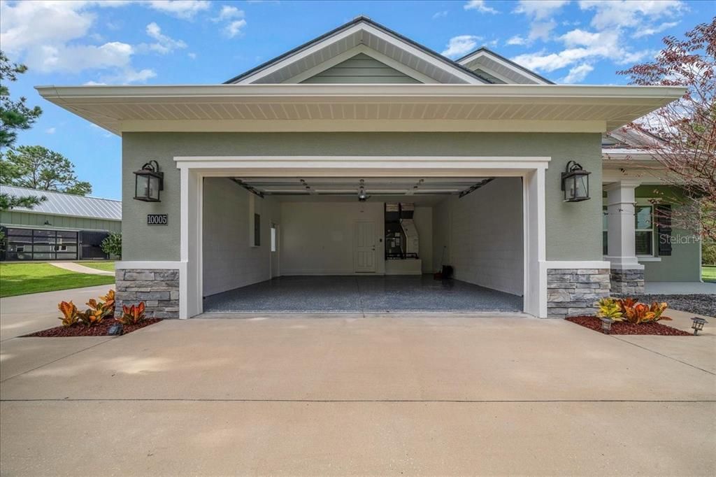 For Sale: $1,295,000 (3 beds, 2 baths, 2768 Square Feet)