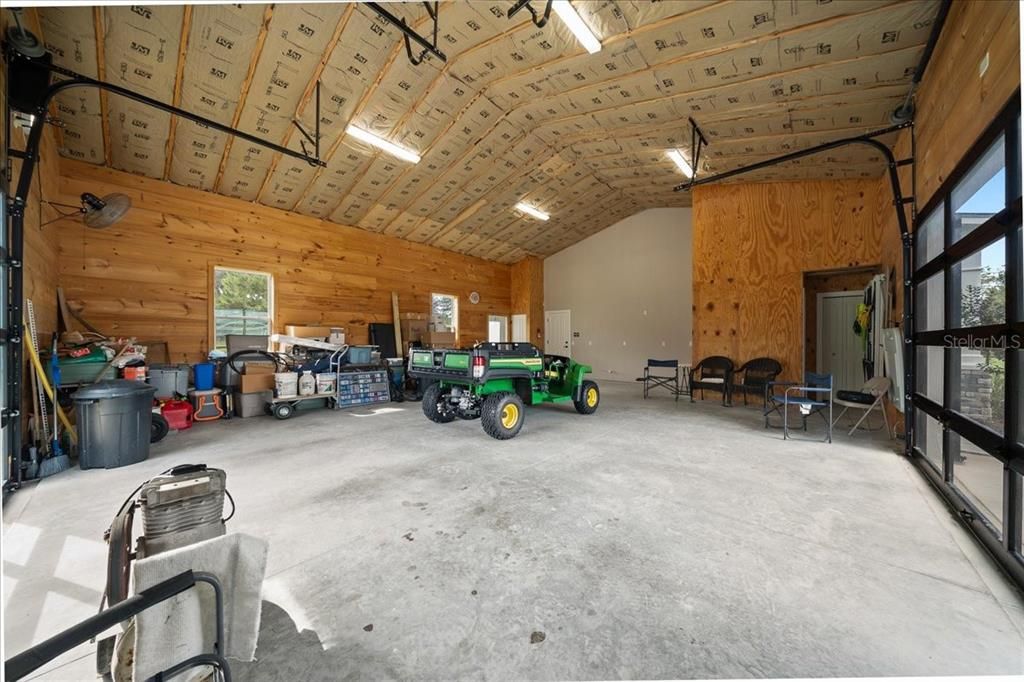 For Sale: $1,295,000 (3 beds, 2 baths, 2768 Square Feet)